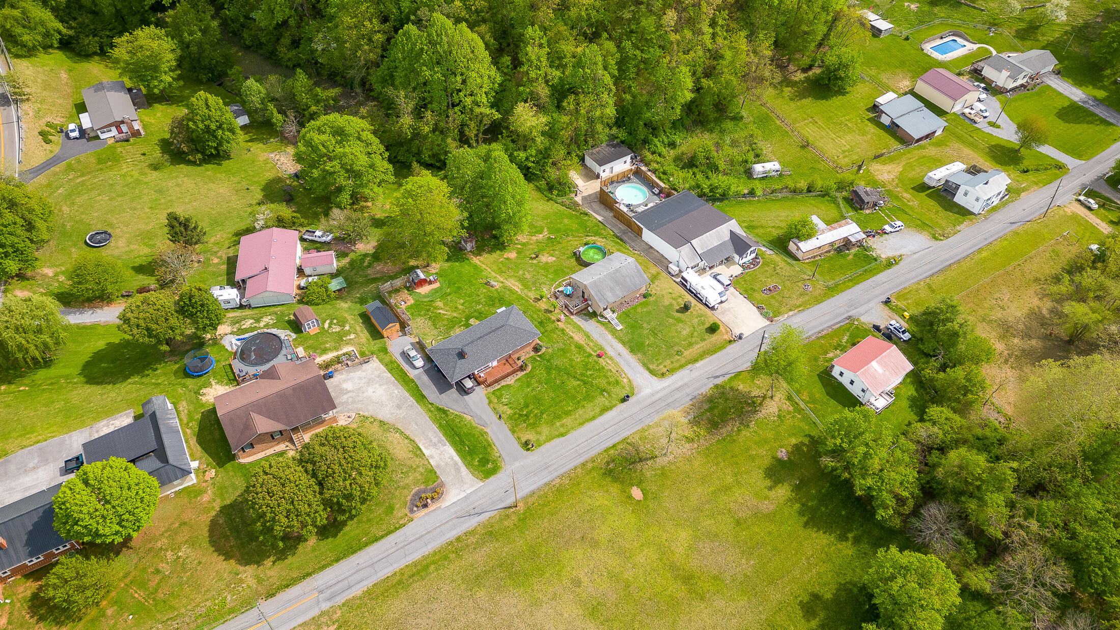 718 Bell Ridge Road Kingsport, TN 37660 - Photo 4 of 45 Aerial