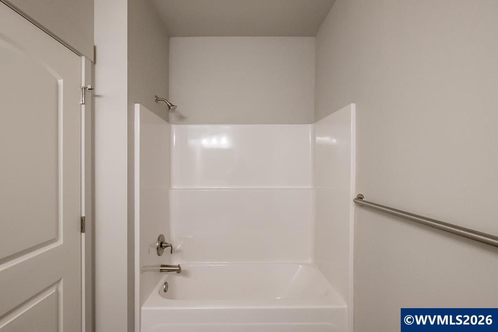 400 West Rose Street Lebanon, OR 97355 - Photo 14 of 40