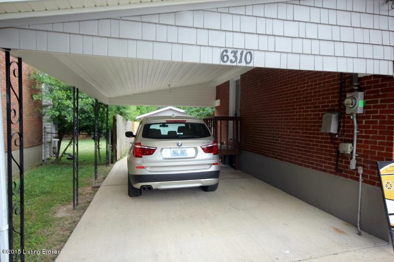 6310 Fernview Road Louisville, KY 40291 - Photo 3 of 37 10 (800x533)