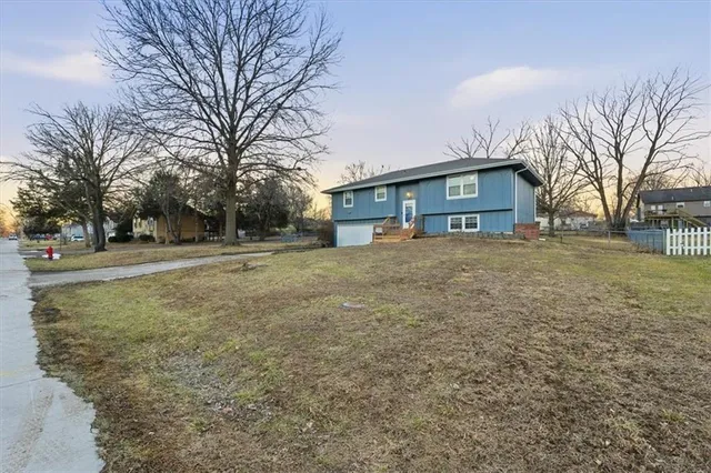 $279,900 | 16004 Terry Avenue, Belton, MO 64012