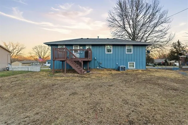 $279,900 | 16004 Terry Avenue, Belton, MO 64012