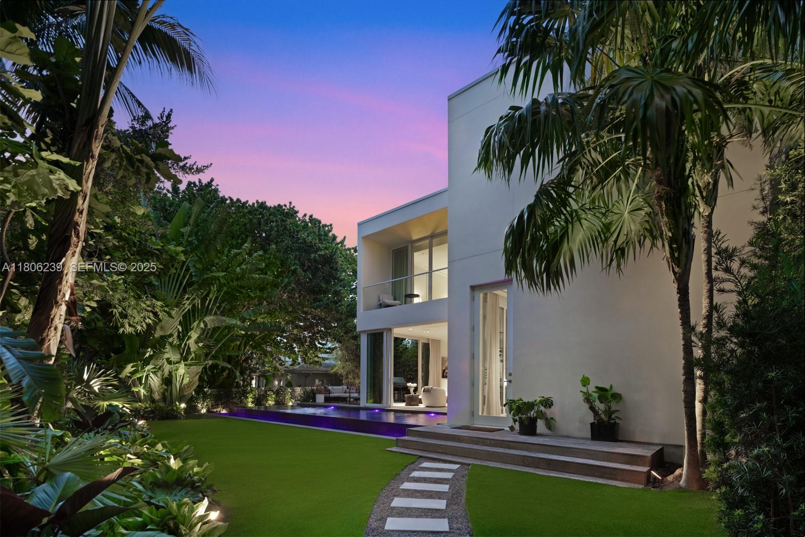 4700 Meridian Avenue Miami Beach, FL 33140 - Photo 2 of 64