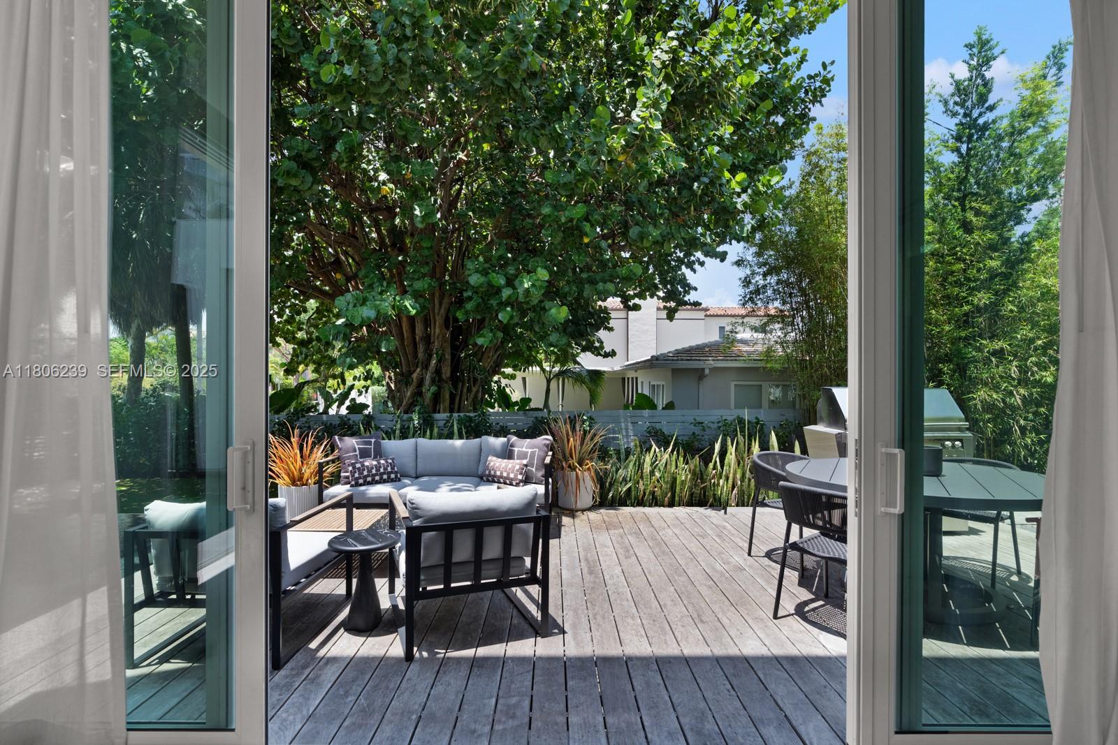 4700 Meridian Avenue Miami Beach, FL 33140 - Photo 26 of 64 an outdoor view having patio