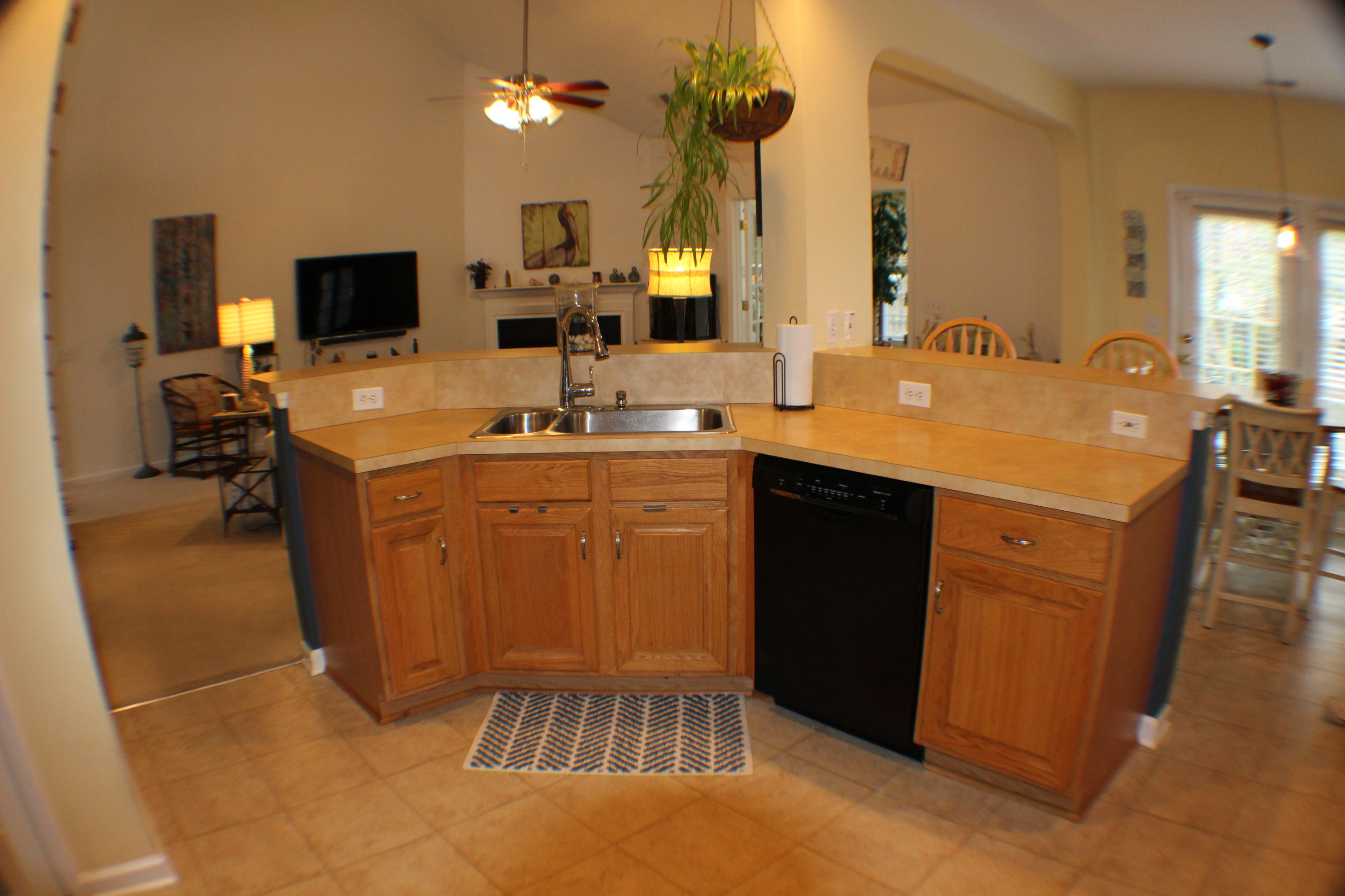 141 Oakbluff Road Summerville, SC 29485 - Photo 8 of 17 IMG_0331