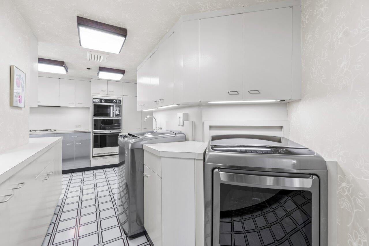 350 South Ocean Boulevard, Unit PHC Boca Raton, FL 33432 - Photo 20 of 42 008-350SouthOceanBoulevard-PHC-BocaRaton