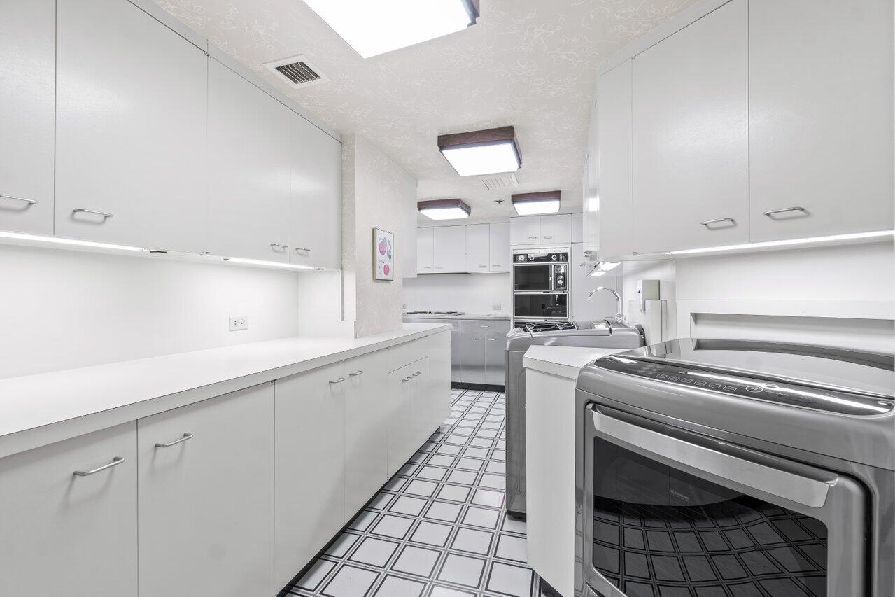 350 South Ocean Boulevard, Unit PHC Boca Raton, FL 33432 - Photo 21 of 42 007-350SouthOceanBoulevard-PHC-BocaRaton