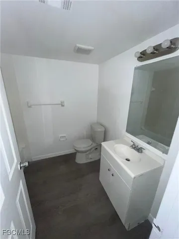 $1,400 | 1919 Lillie Street, Unit H, Fort Myers, FL 33916