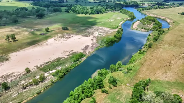 $3,900,000 | 1000 River Trace Drive, Columbus, TX 78934