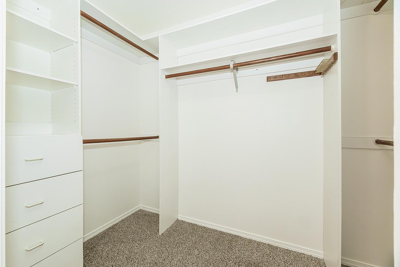 1415 West Riverglen Avenue Reedley, CA 93654 - Photo 19 of 48 a view of an empty walk in closet
