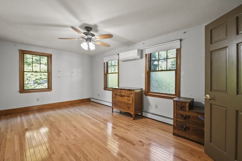 22 Balder Road Worcester, MA 01605 - Photo 15 of 35