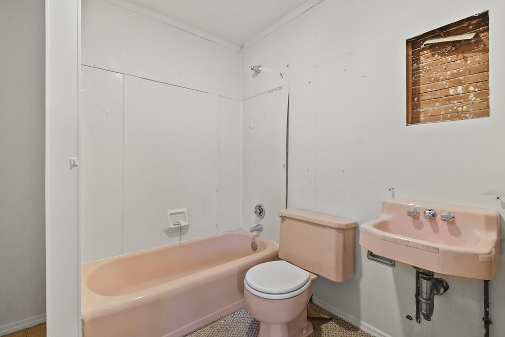 22 Balder Road Worcester, MA 01605 - Photo 19 of 35