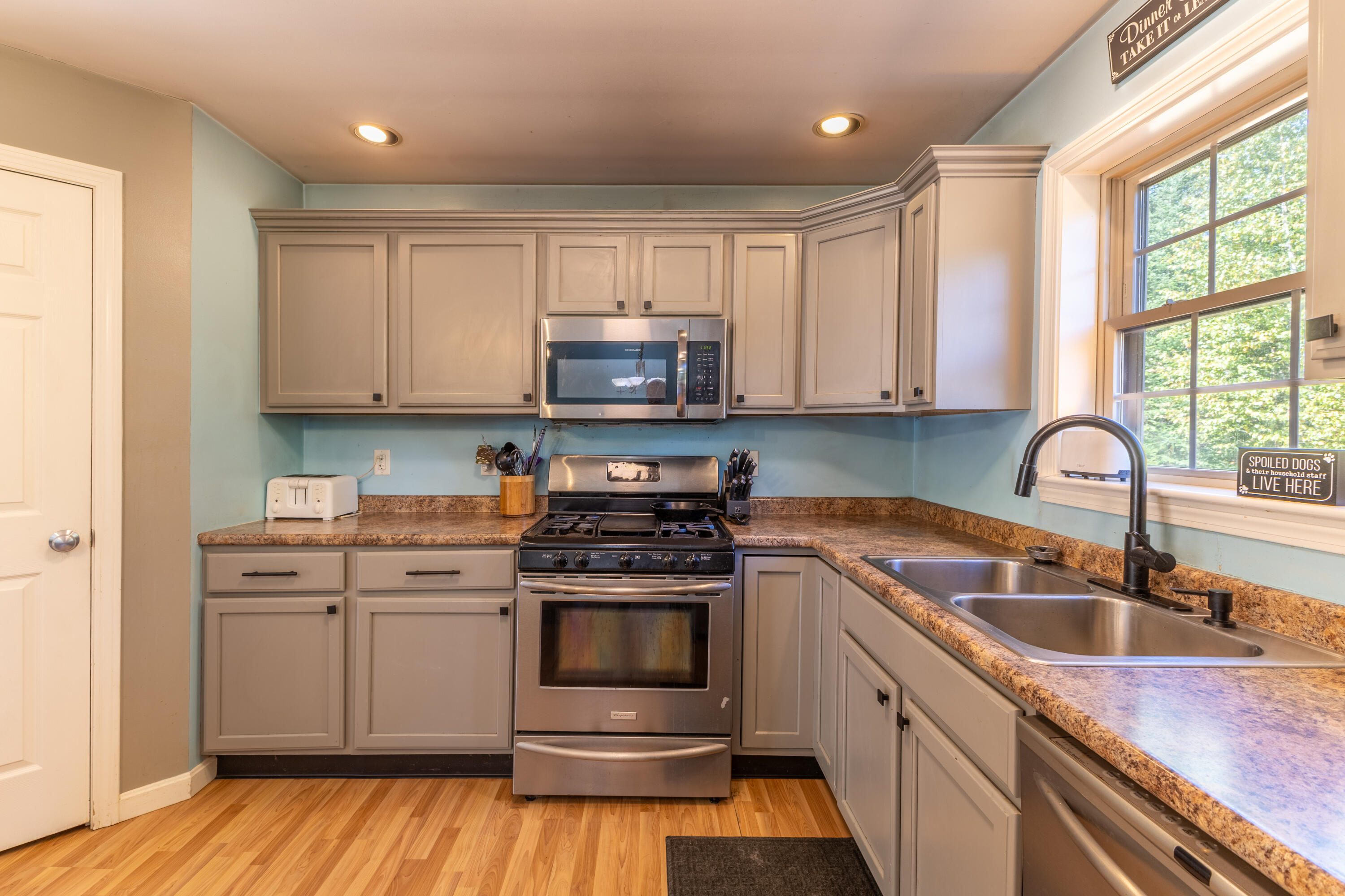 337 Town Farm Road Bucksport, ME 04416 - Photo 20 of 58 Kitchen
