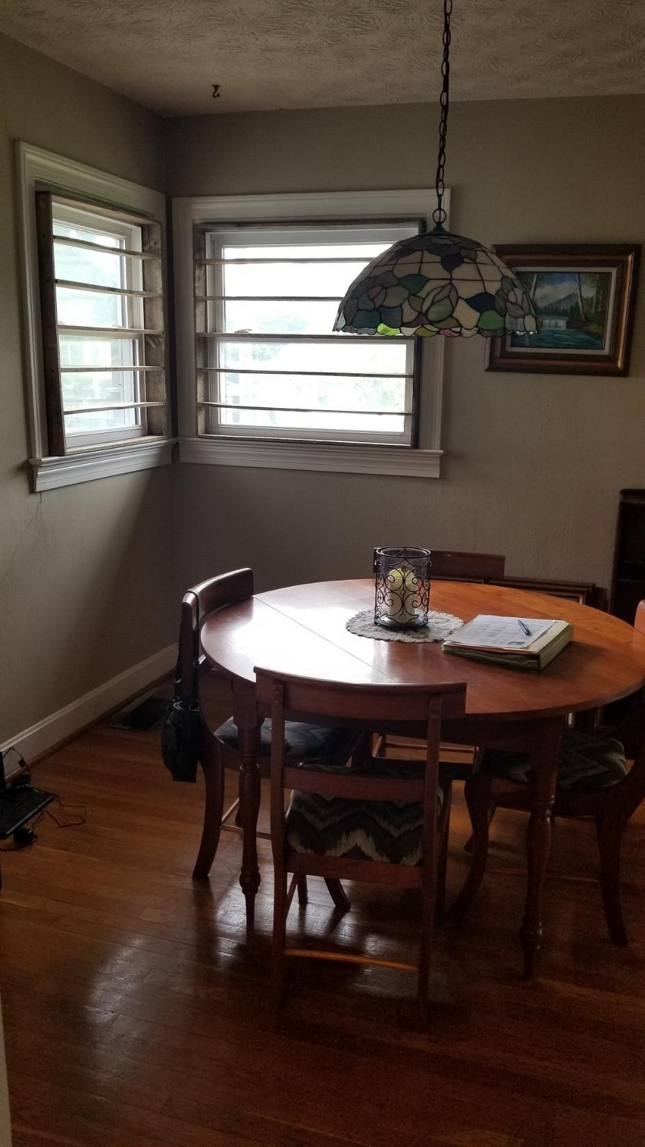 827 Hilltop Road Danville, KY 40422 - Photo 9 of 23 View of dinig room from kitchen.