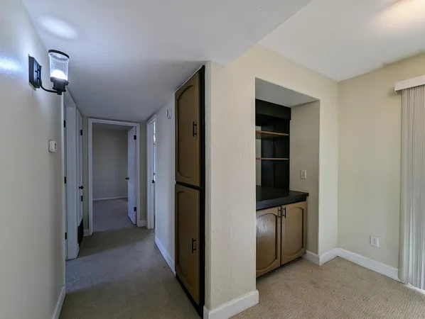 $1,398 | 720 East Alice Avenue, Unit 102, Phoenix, AZ 85020