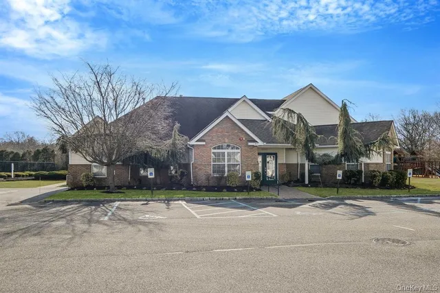 $649,997 | 2101 Nicole Drive, Port Jefferson Station, NY 11776