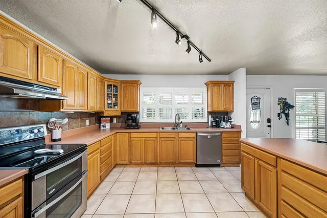 $444,900 | 11490 Northeast 109th Place, Archer, FL 32618