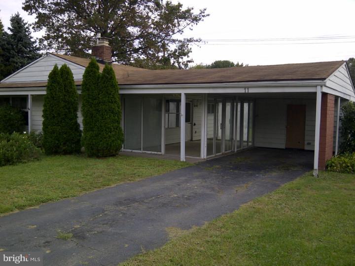 11 Vineyard Road Levittown, PA 19057 - Photo 22 of 23 Gallery Image 22