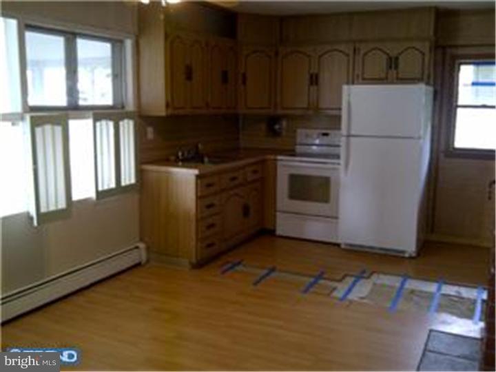 11 Vineyard Road Levittown, PA 19057 - Photo 8 of 23 Gallery Image 8