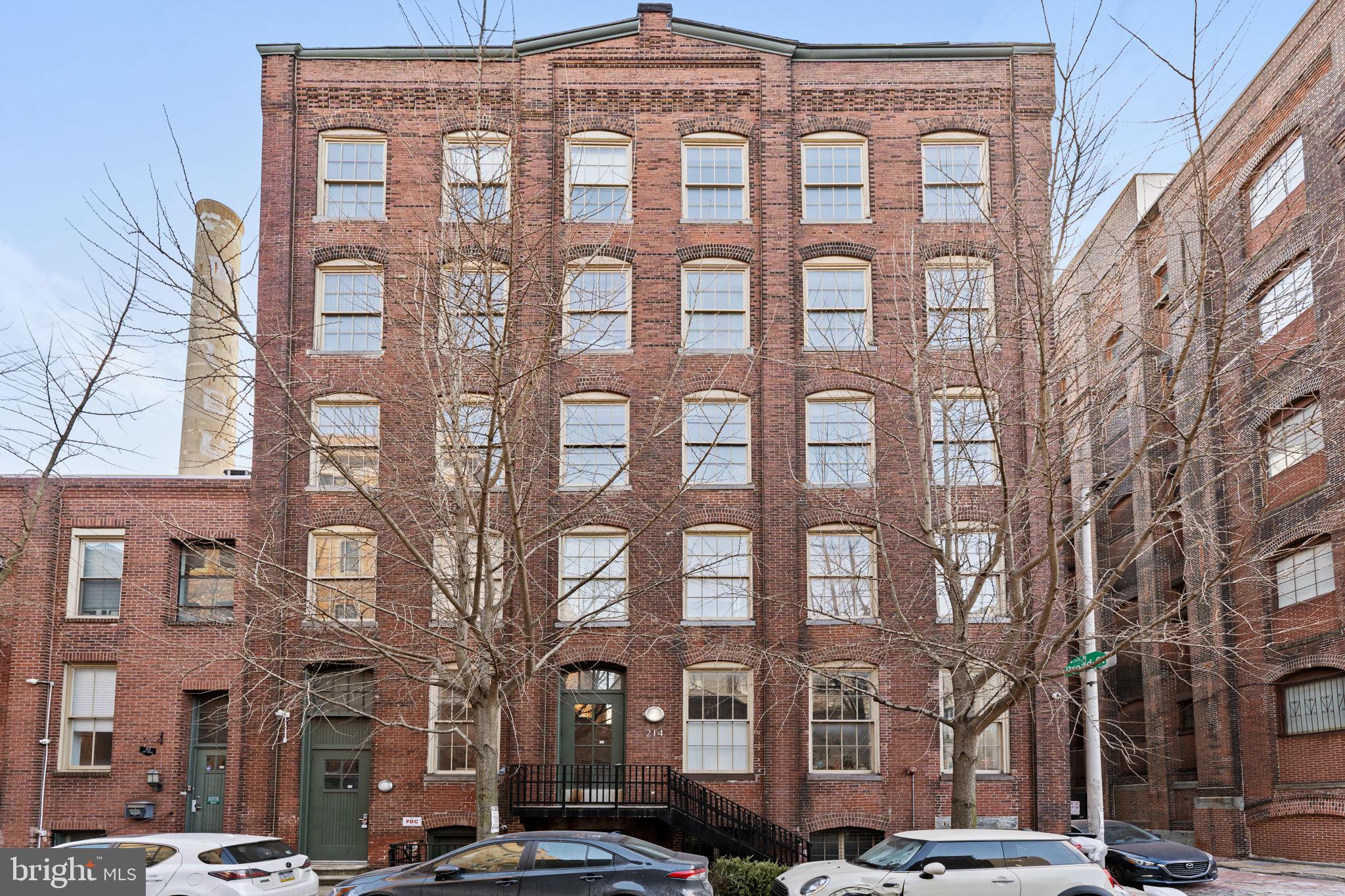 214 New Street, Unit G Philadelphia, PA 19106 - Photo 1 of 17 a front view of a brick building