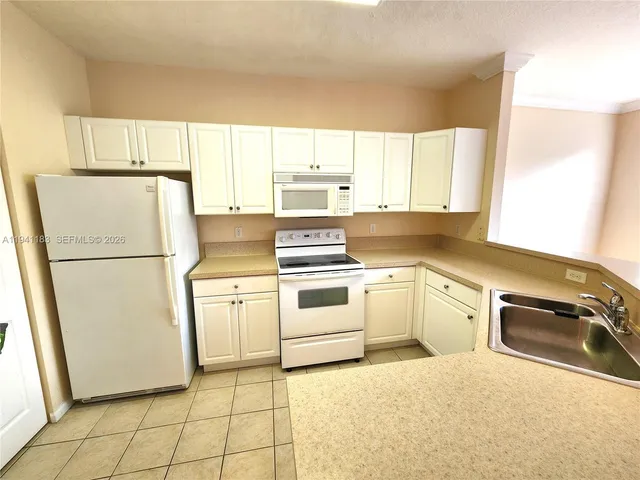 $1,890 | 4602 Southwest 160th Avenue, Unit 524, Miramar, FL 33027