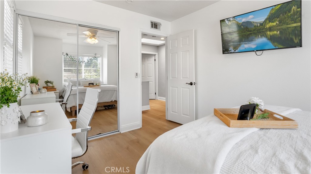 23462 Riversbridge Way Valencia, CA 91354 - Photo 21 of 57