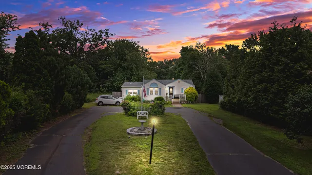 $515,000 | 207 Lloyd Road, Matawan, NJ 07747