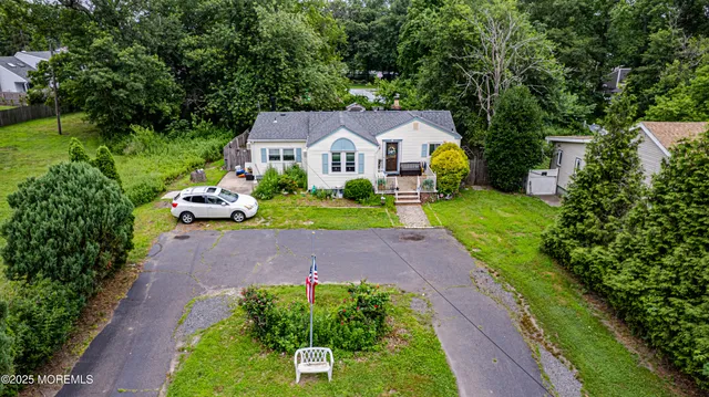 $515,000 | 207 Lloyd Road, Matawan, NJ 07747