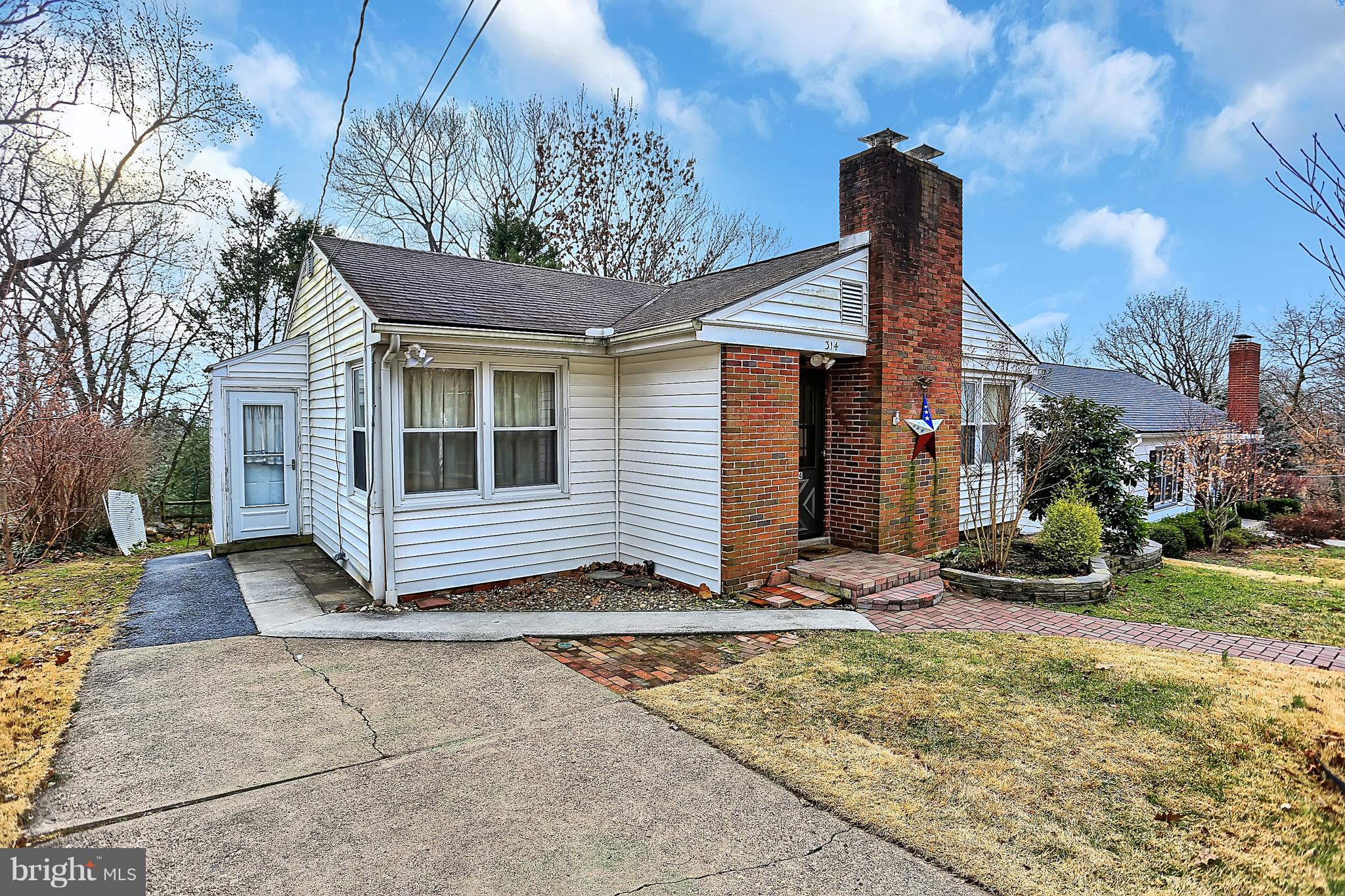314 Old Fort Road Lemoyne, PA 17043 - Photo 3 of 32 Gallery Image 3