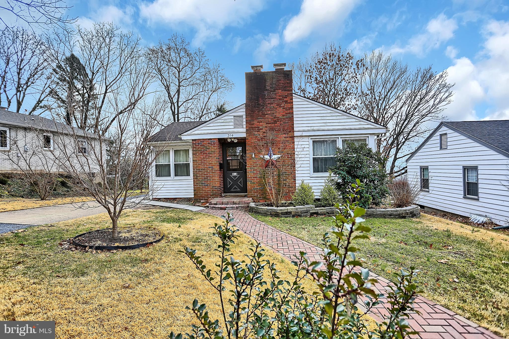 314 Old Fort Road Lemoyne, PA 17043 - Photo 4 of 32 Gallery Image 4