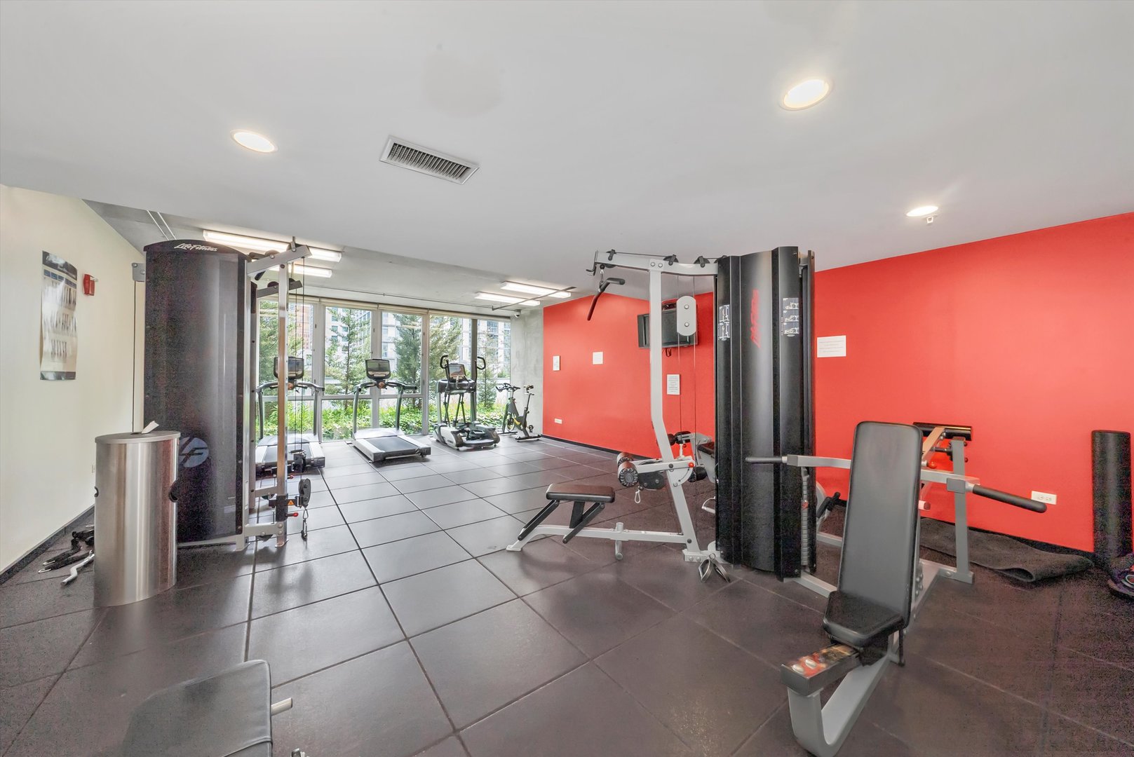 659 West Randolph Street, Unit 902 Chicago, IL 60661 - Photo 8 of 11