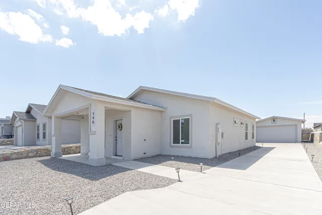 $295,000 | 546 Spanish Oak Drive, Canutillo, TX 79835