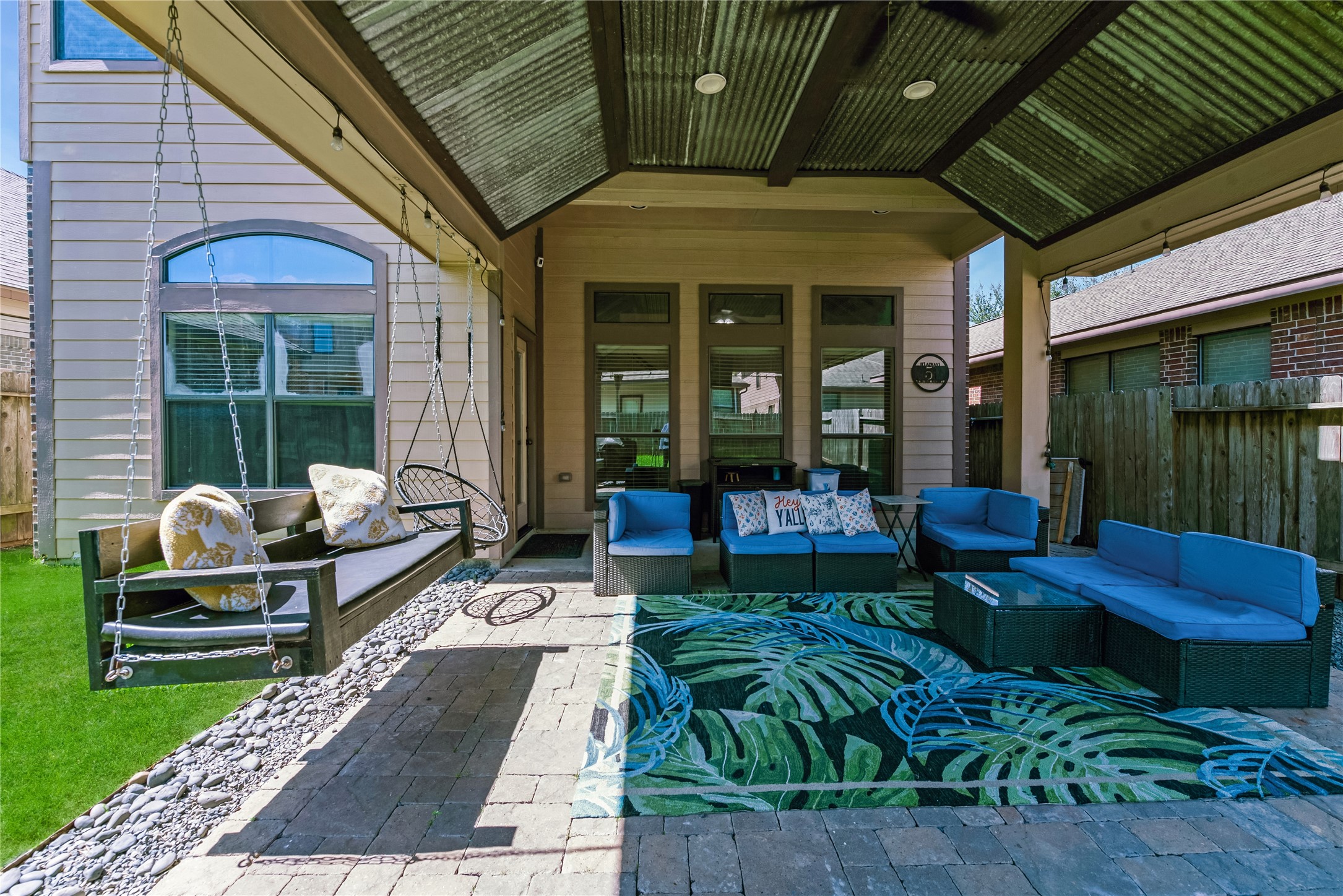 25118 Andris Lane Spring, TX 77386 - Photo 4 of 42 a garden view with a seating space
