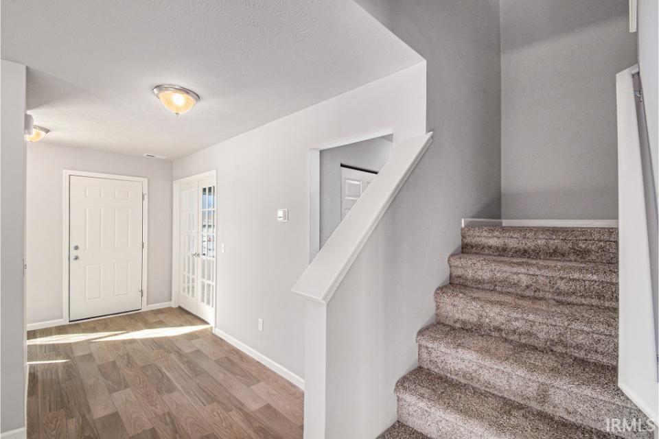 8247 Catberry Trail Fort Wayne, IN 46804 - Photo 12 of 27