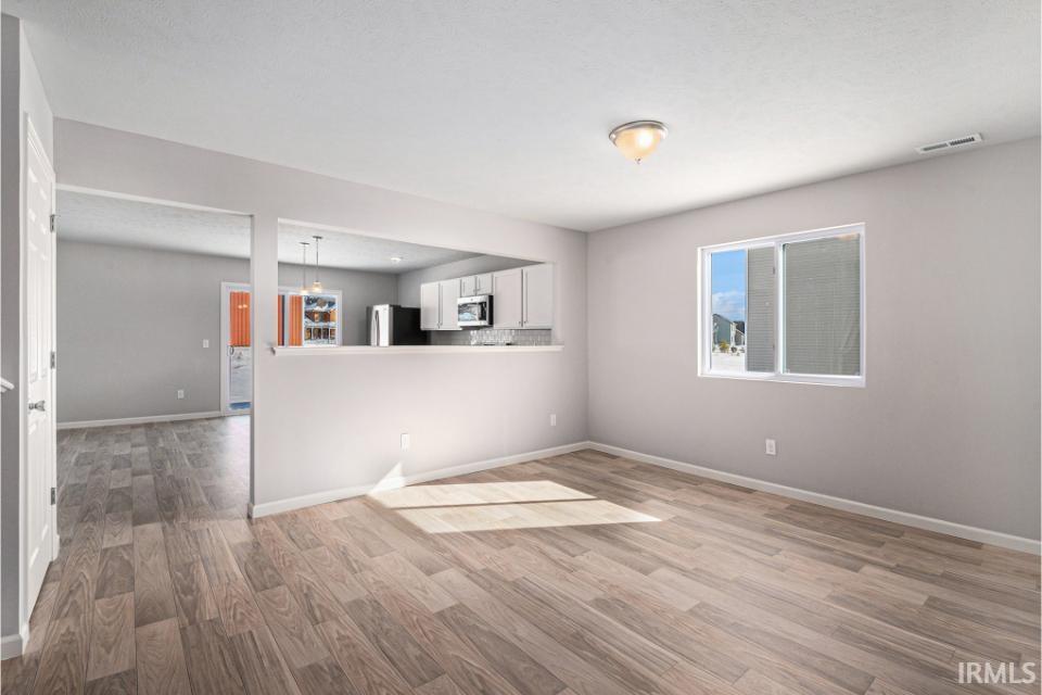 8247 Catberry Trail Fort Wayne, IN 46804 - Photo 8 of 27