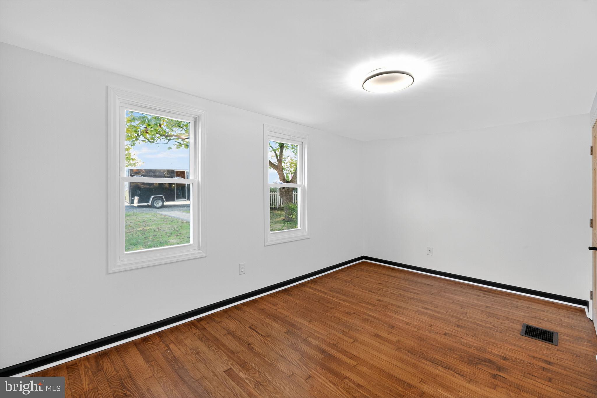 58 Belvidere Avenue Lambertville, NJ 08530 - Photo 14 of 32