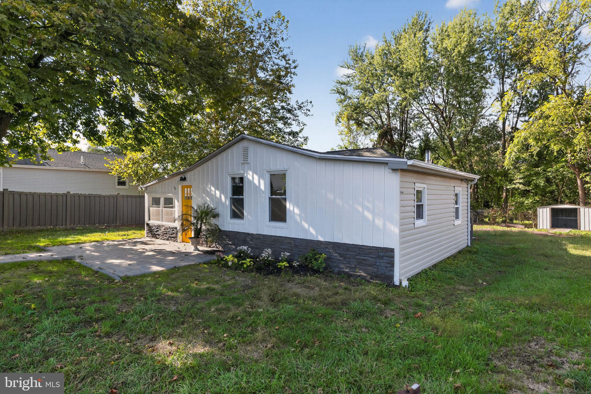 58 Belvidere Avenue Lambertville, NJ 08530 - Photo 5 of 32