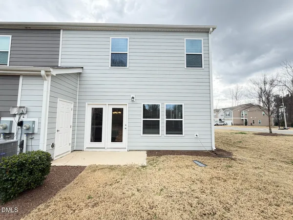 $1,945 | 932 Clearhaven Lane, Fuquay-Varina, NC 27526