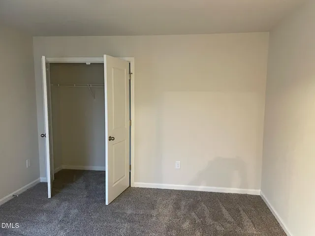 $2,050 | 932 Clearhaven Lane, Fuquay-Varina, NC 27526