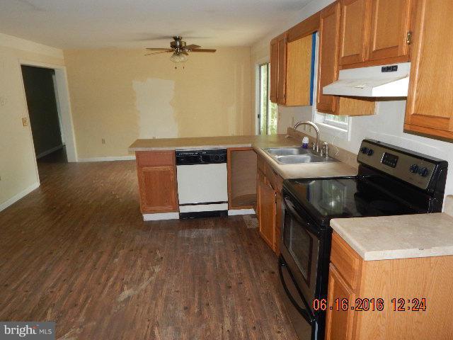 507 Love Point Road Stevensville, MD 21666 - Photo 8 of 13 Kitchen