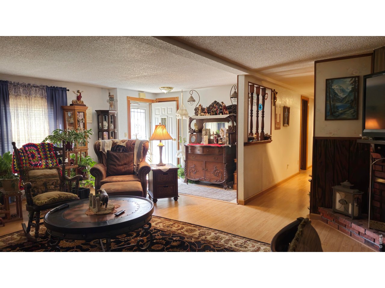 81 Main Street Stratton, CO 80836 - Photo 5 of 32 Living Room Alt. View