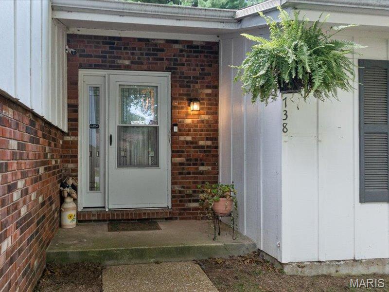 738 Fort Henry Road Belleville, IL 62221 - Photo 3 of 38 Gallery Image 3
