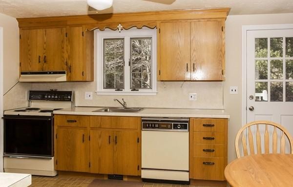 107 Bonham Road Dedham, MA 02026 - Photo 7 of 16 Gallery Image 7