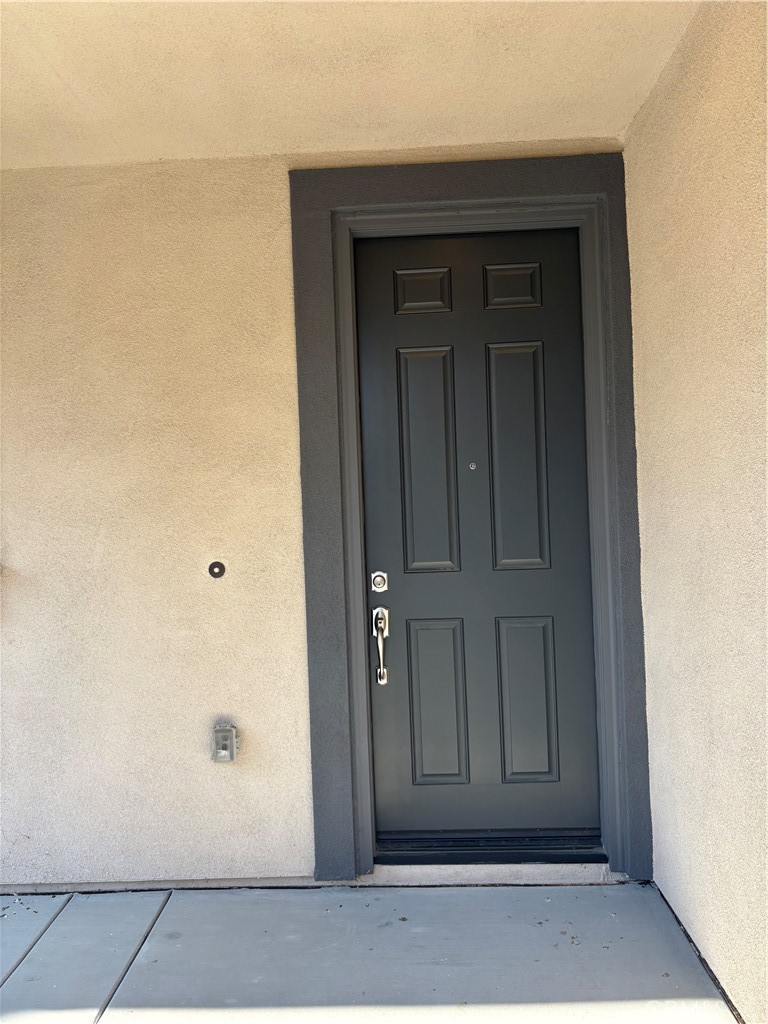 2544 Gunner Ridge Way Rialto, CA 92377 - Photo 2 of 22 a view of a door in the house
