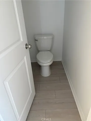 a view of a window in an empty room