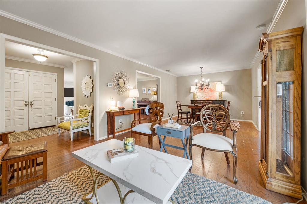 9741 Broken Bow Road Dallas, TX 75238 - Photo 10 of 27