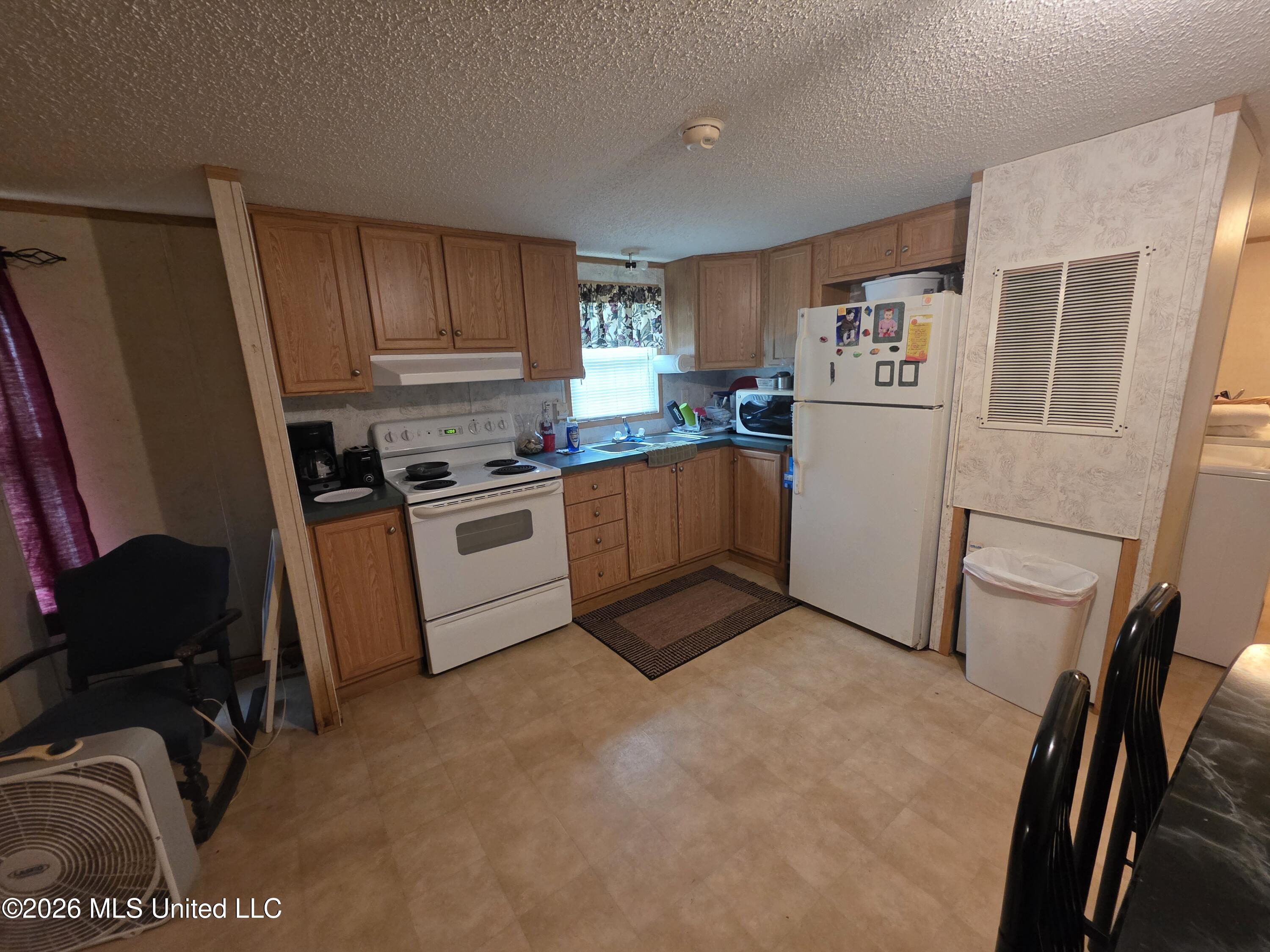 244 Foster Road Sontag, MS 39665 - Photo 15 of 105 35420