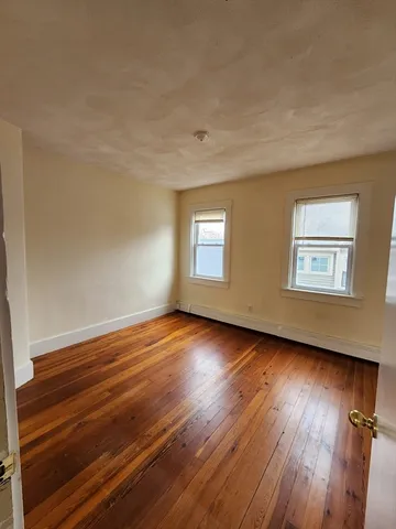 $2,450 | 72 Derby Street, Unit 3, Salem, MA 01970