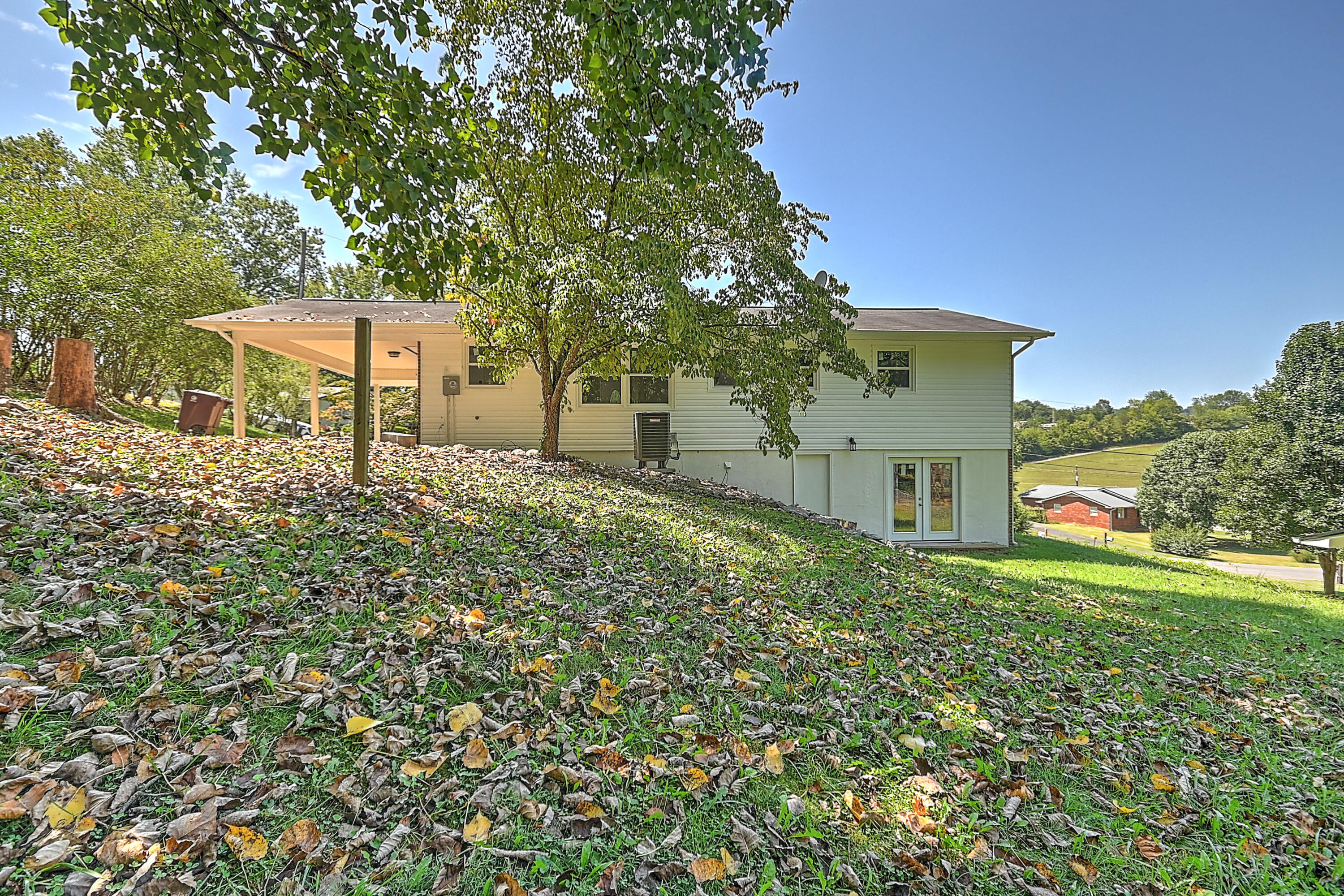 121 Pinecrest Road Church Hill, TN 37642 - Photo 37 of 39 Pincrest-37