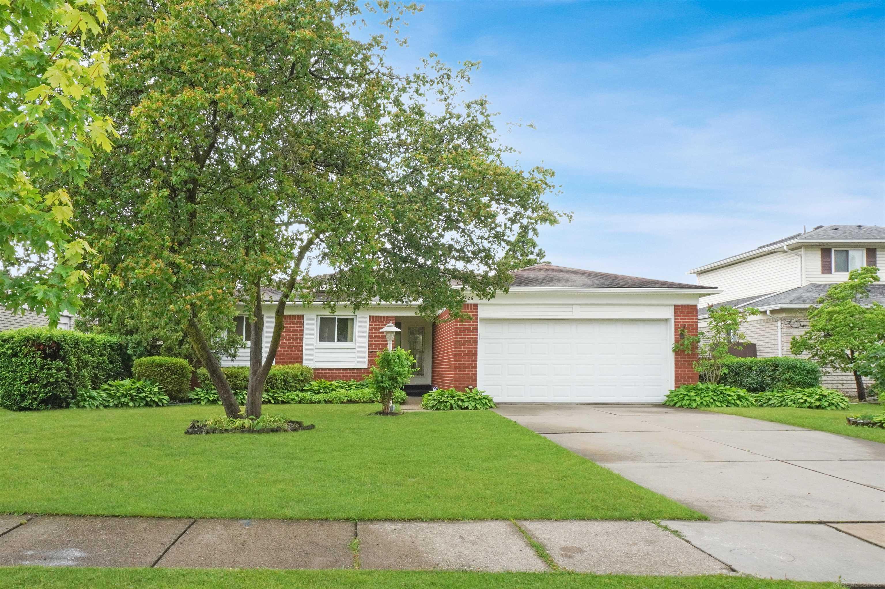 33726 Dyar Court Sterling Heights, MI 48310 - Photo 45 of 45 50212311-0c707c65-23ec-4c2b-ad00-01b406a6a1e4.JPG