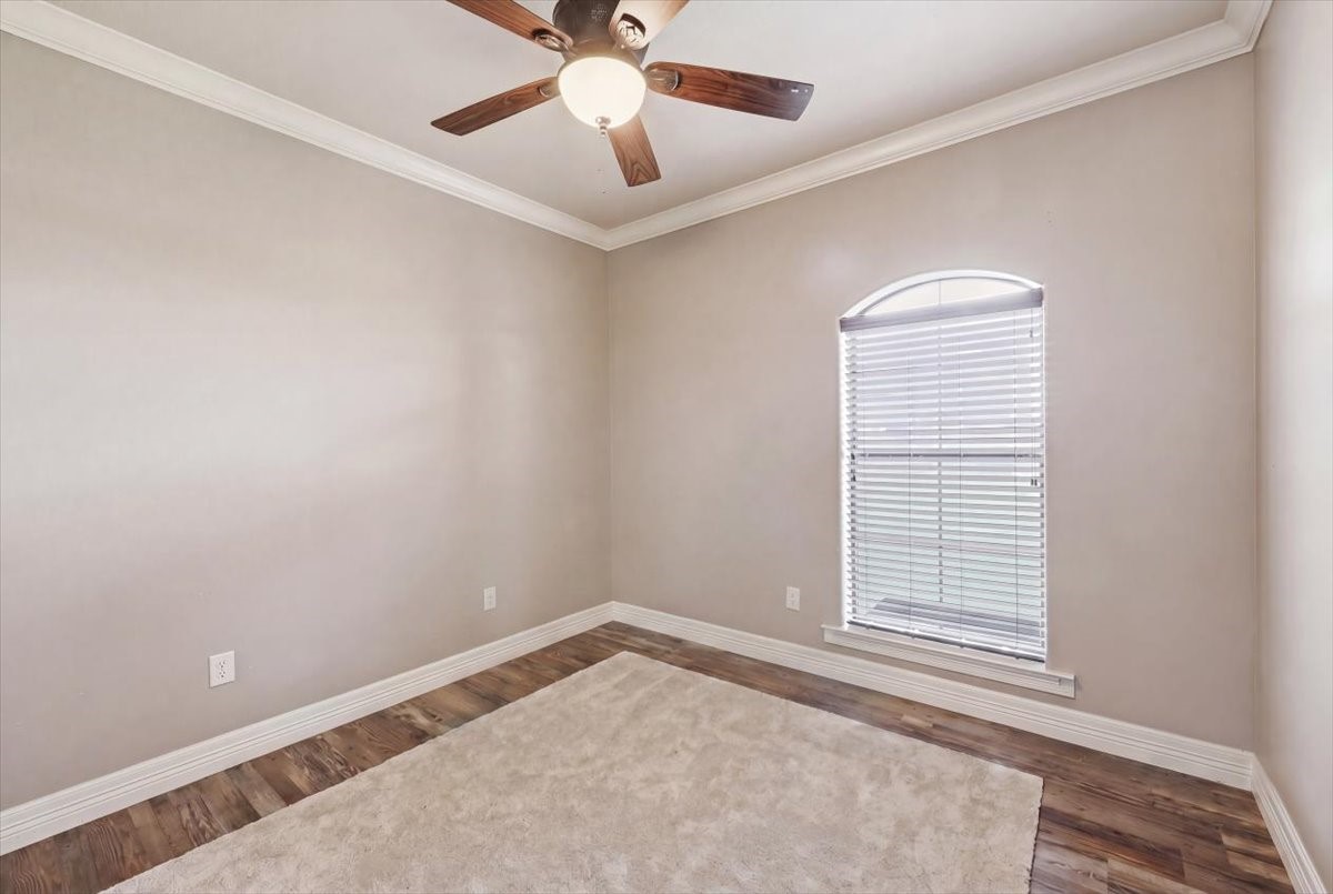 11610 Ridgecrest Beaumont, TX 77705 - Photo 32 of 48